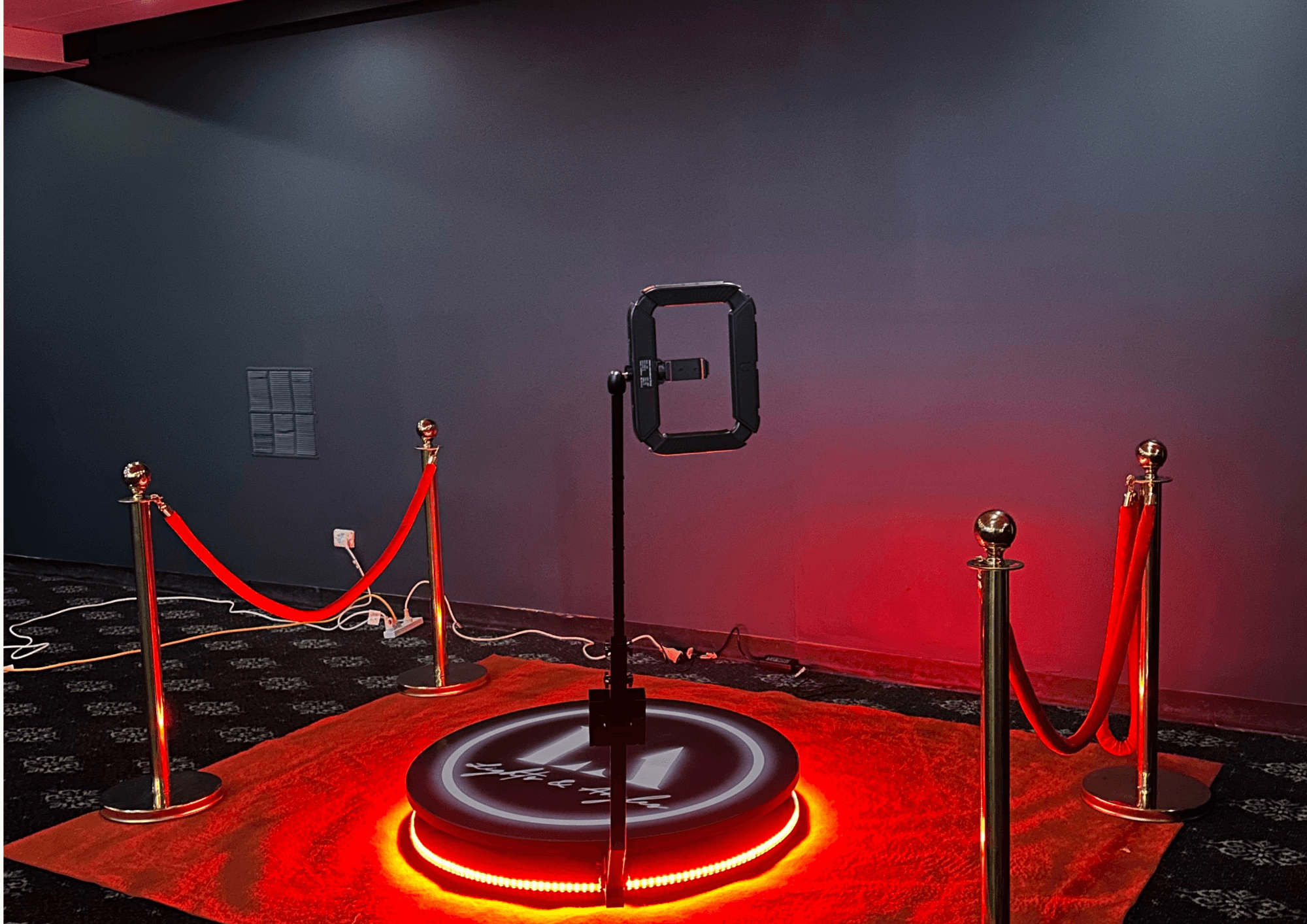 Revolve 360 video booth experience
